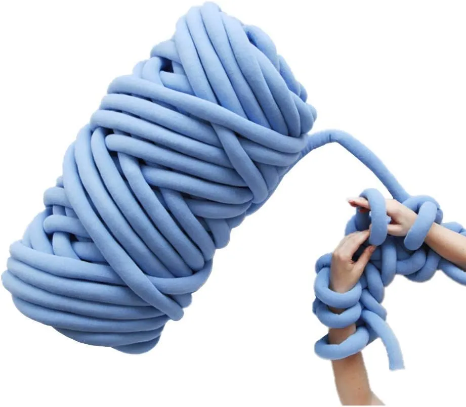 Chunky Wool Yarn 65yds Super Soft 2.2LBS Washable Super Bulky Giant for Extreme Arm Knitting DIY Throw Sofa Blanket Pillow Pet Bed and Fence (1kg, Blue)