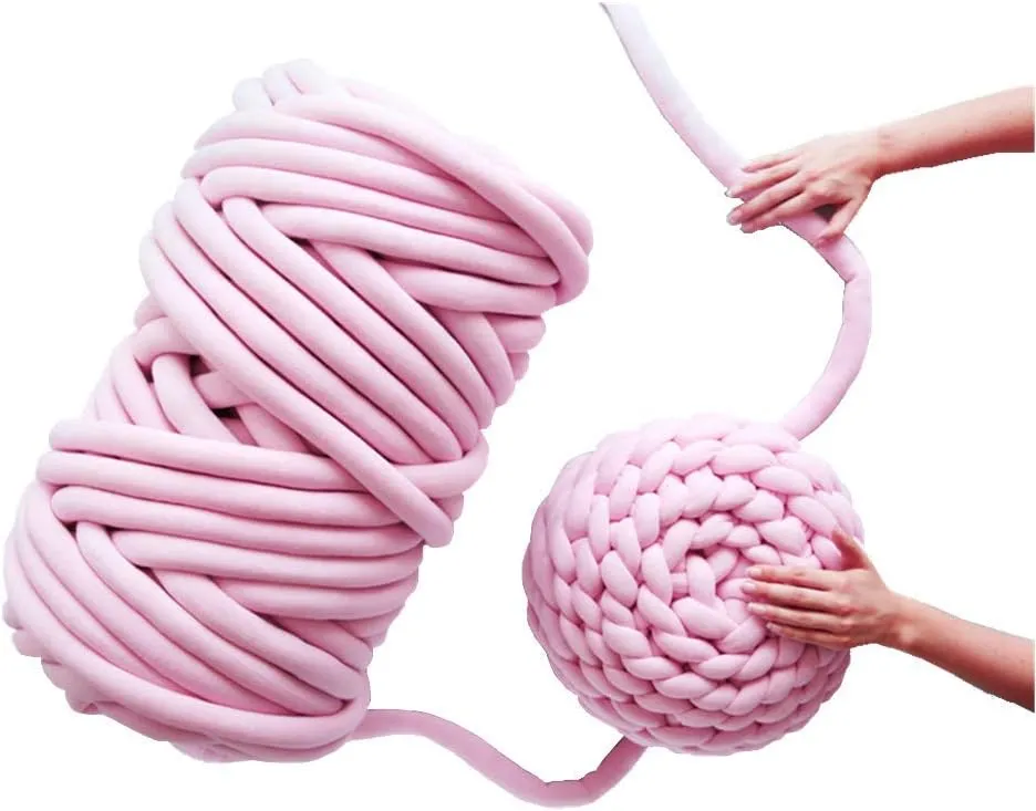 Chunky Yarn Chunky Wool Yarn 65yds Super Soft 2.2LBS Washable Super Bulky Giant Wool Yarn for Extreme Arm Knitting DIY Throw Sofa Bed Blanket Pillow Pet Bed and Bed Fence (1kg (2.2lbs), Pink)
