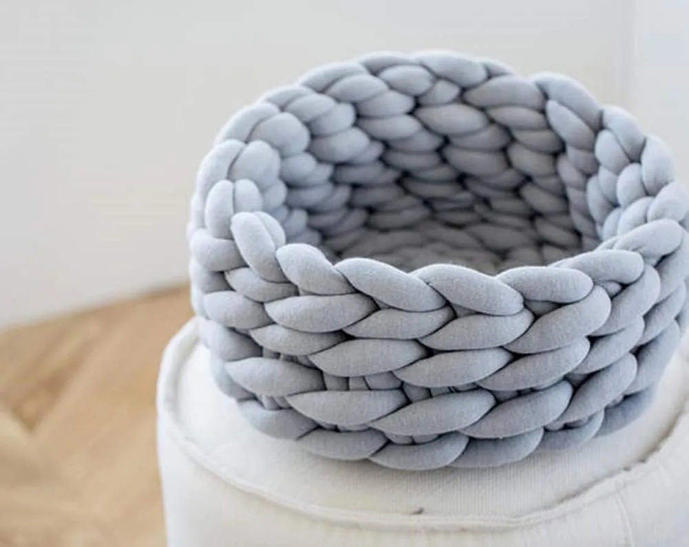 Chunky Yarn Giant Yarn Giant Wool Yarn 65 Yds Super Soft Washable Arm Yarn Super Chunky Extreme Bulky for Arm Knitting DIY Throw Sofa Bed Blanket Pillow Pet Bed and Bed Fence