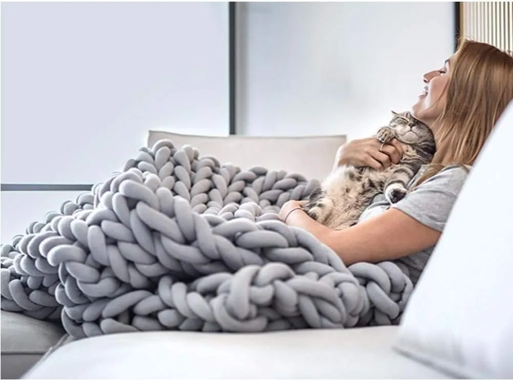 Chunky Yarn Giant Yarn Giant Wool Yarn 65 Yds Super Soft Washable Arm Yarn Super Chunky Extreme Bulky for Arm Knitting DIY Throw Sofa Bed Blanket Pillow Pet Bed and Bed Fence