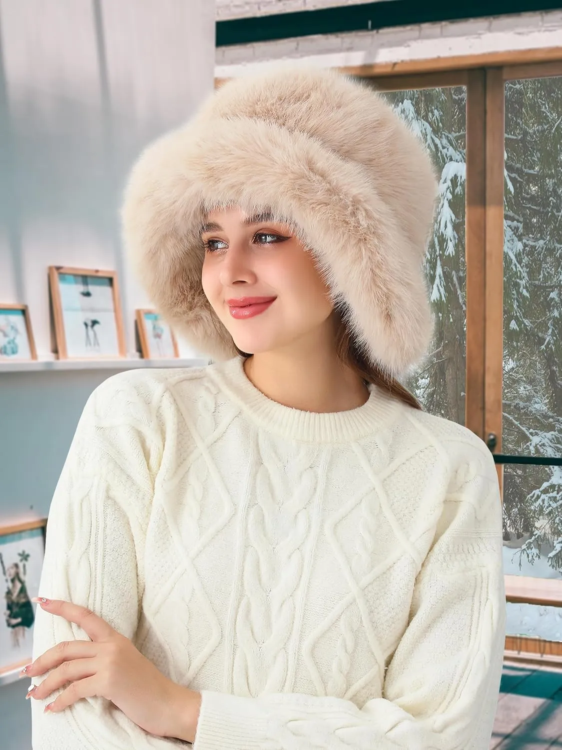 LA CARRIE Women's Fuzzy Wide Brim Faux Fur Bucket Hat Winter Warmer Fisherman Cap