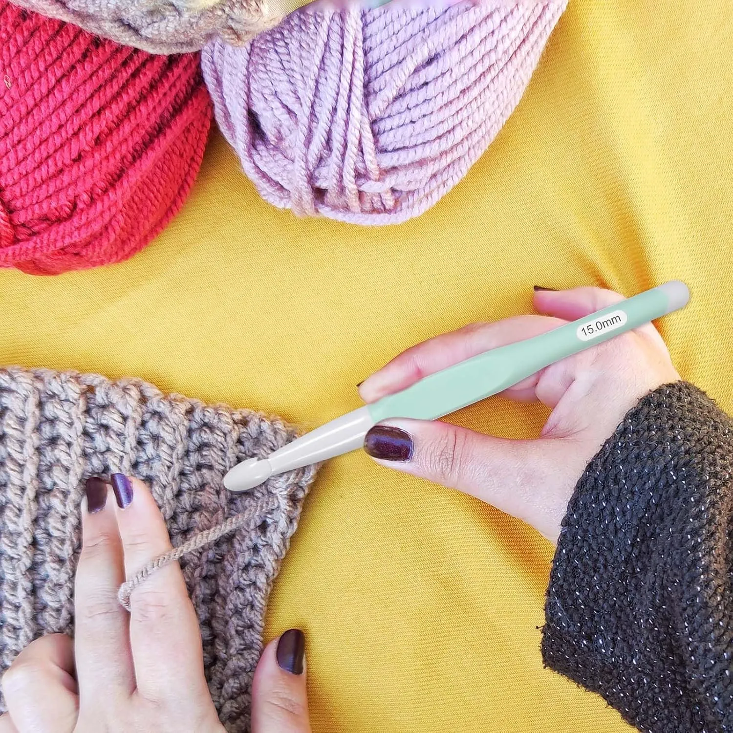 Large Size Crochet with Ergonomiv Handle, 8mm 10mm 12mm 15mm 20mm Long Rubber Handle Crochet Hook, Knitting Giant Crochet Hooks for Chunky Yarn, Scarf, DIY, Wool Products